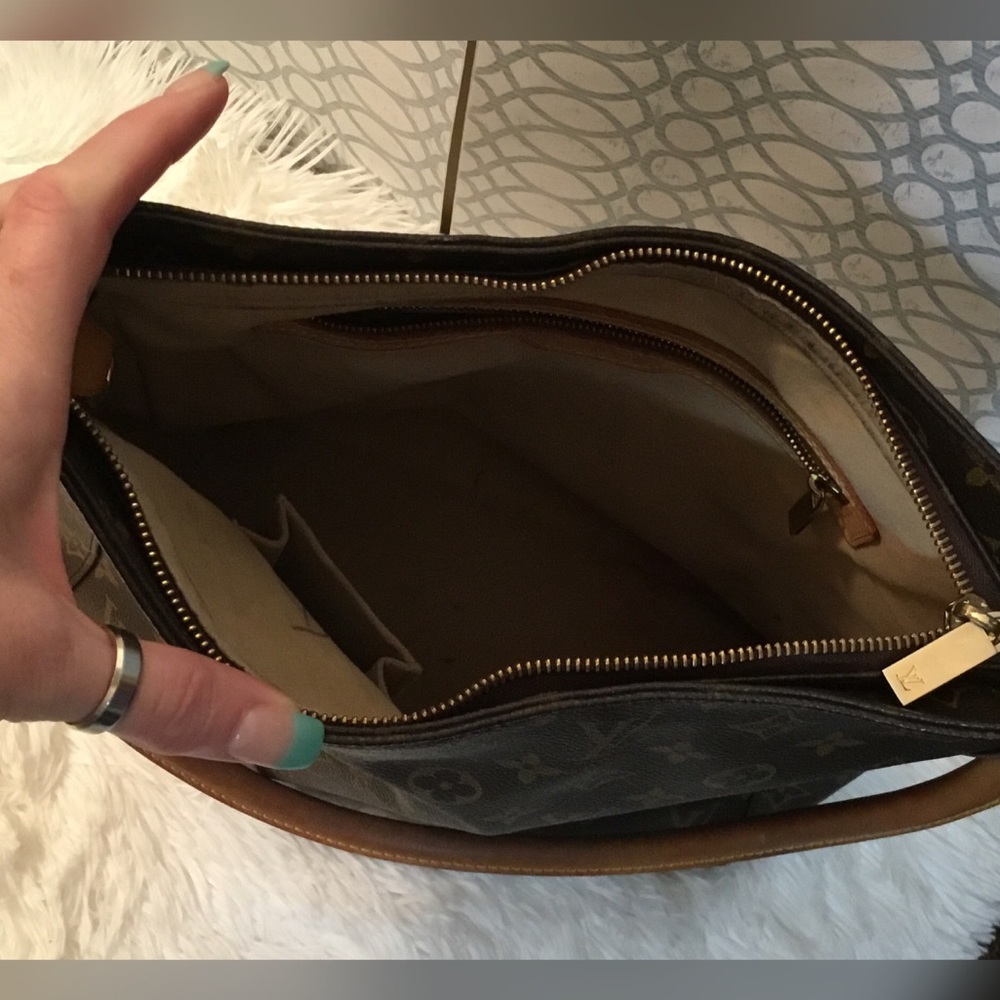 Authentic Louis Vuitton - Picture 2 of 5